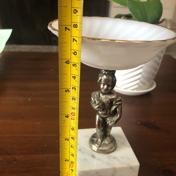 Pedestal Glass Bowl on Fine Marble Base - Picture 3 of 4